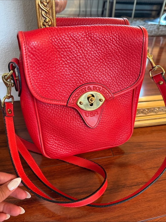 Dooney & Bourke Handbags - Vintage Dooney & Bourke Red Pebbled Leather Turn-Lock Crossbody
